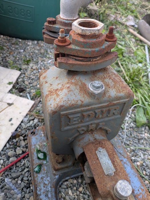 Pompa ssąca tłocząca 1,85 kW hydrofor