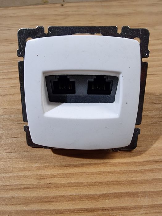 Dual RJ45 Socket + Offer64585177828482124