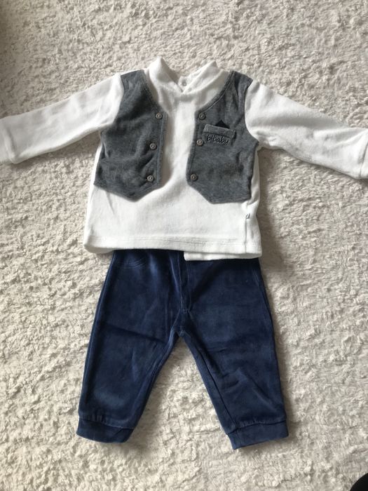 Вільветовий костюм