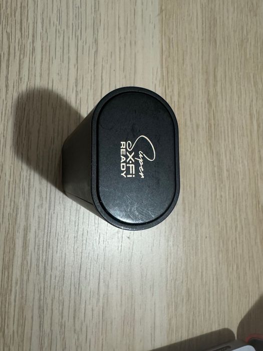 Earbuds Creative Outlier Pro