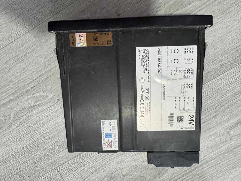 Електрична система 81.27101-6609 / 1381.2502033003 Тахограф(Tachograf)