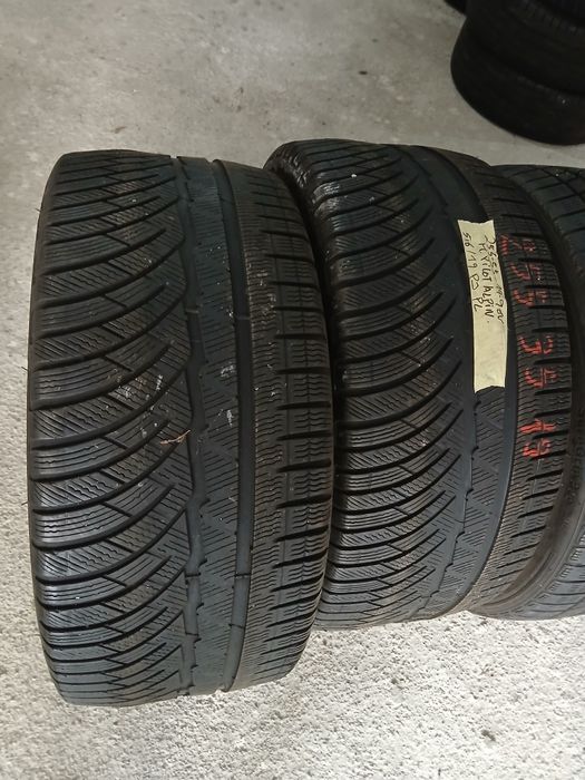 4 Pneus 255/35R19 seminovos