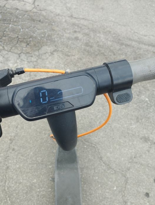 Електросамокат ninebot 2E