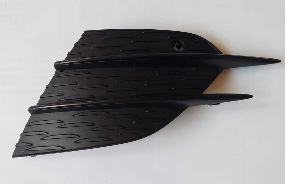 Комплектующие к бамперу решетки разборка Mercedes EQE X294 294 SUV