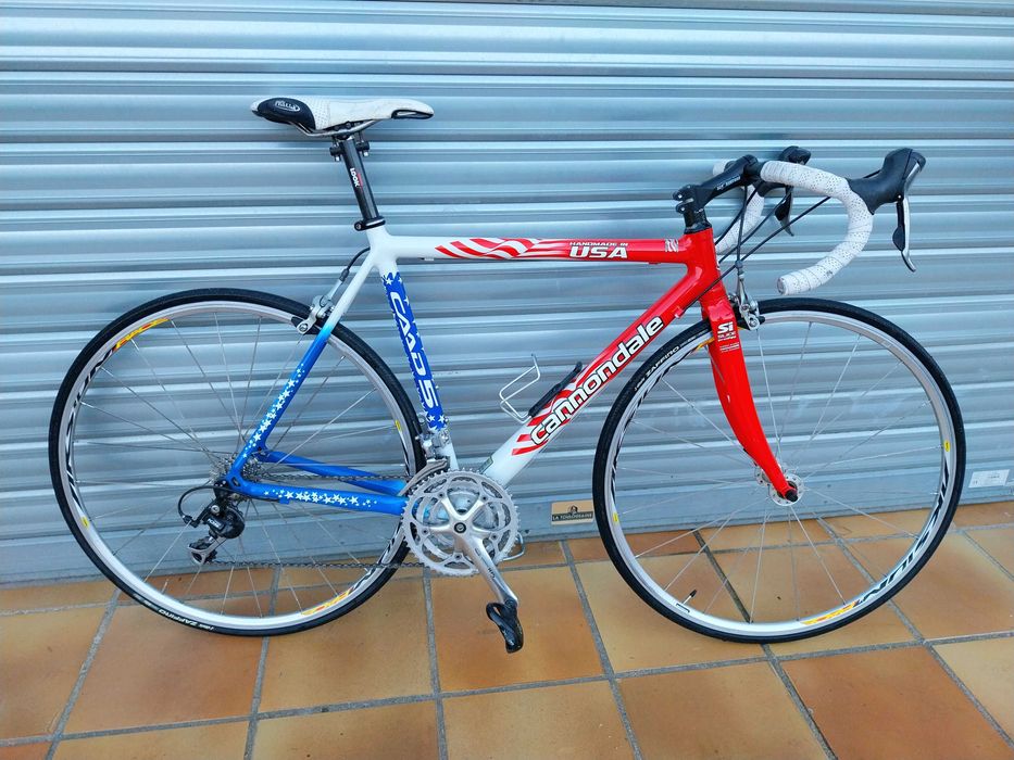 Bicicleta de estrada Cannondale Caad 5