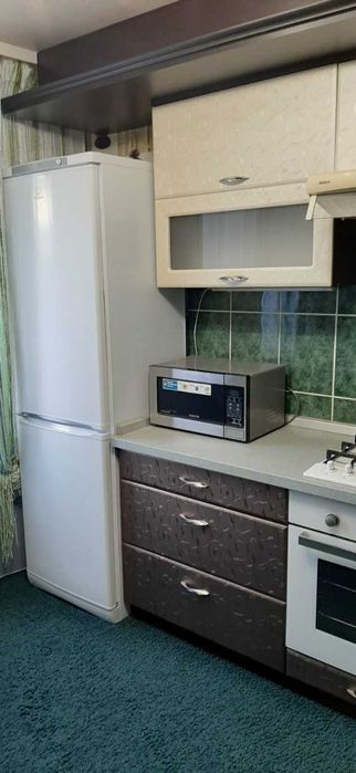 Продам 3-х квартиру г. Краматорск возле рынка ул. Парковая 87