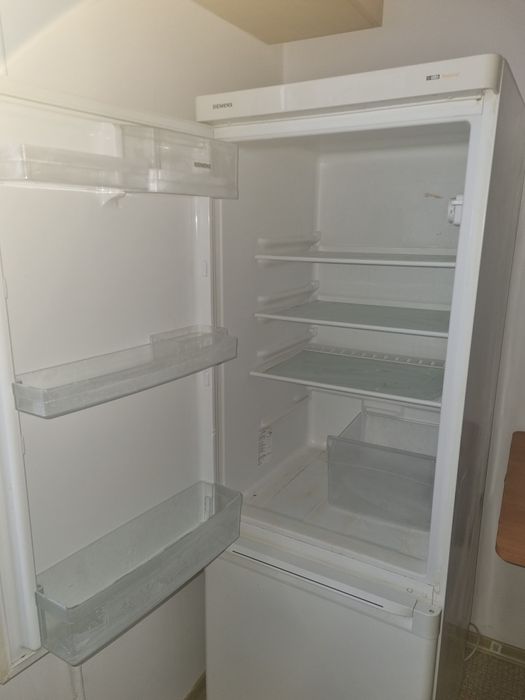 Холодильник  Siemens