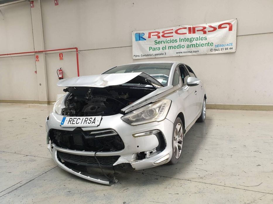 Câmera De Visão Traseira Citroen Ds5