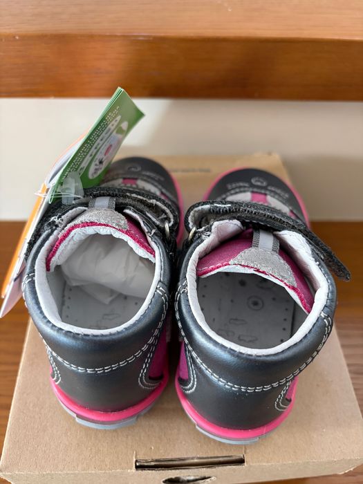 Buty Bartek nowe rozm 23