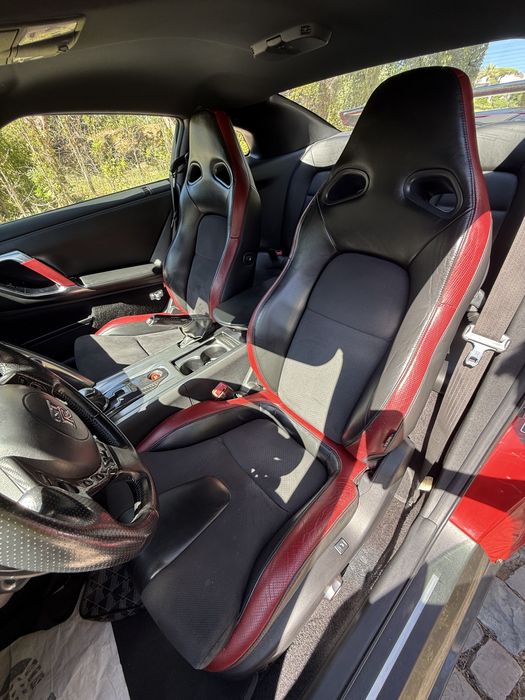 Nissan GTR R35 Black Edition