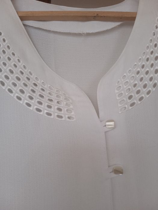 Bluzka biała rozmiar 44