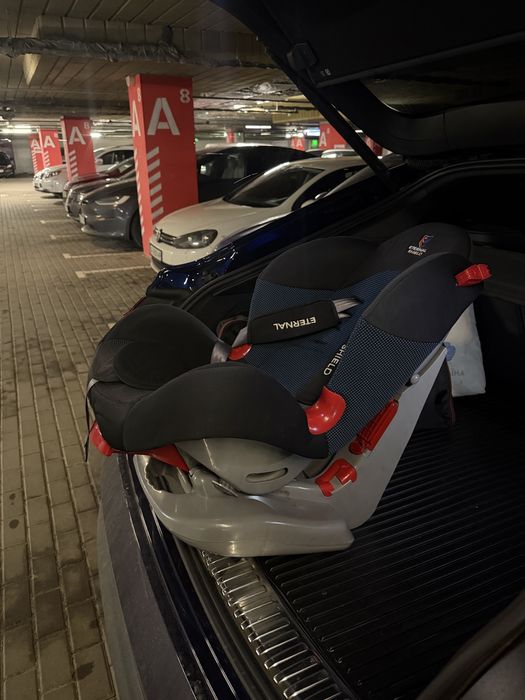 Автокрісло дитяче