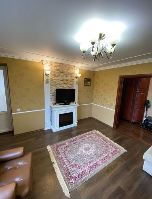 Продам отличную 2х комнатную квартиру в Ингульском районе.