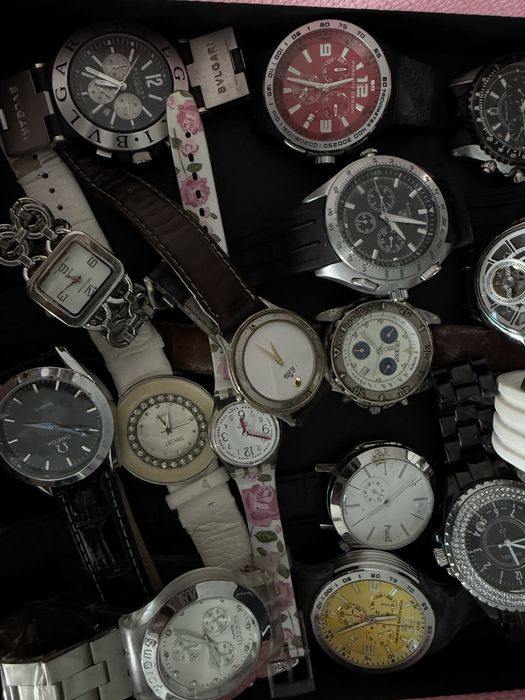 Pack com 19 Relógios para colecionador.