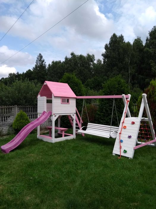 Drewniany plac zabaw, huśtawki, wspinaczka, zjeżdżalnia, domek, MONTAŻ