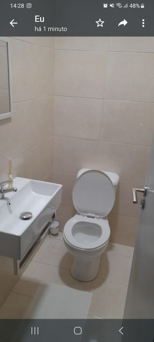 Alugo quarto na Torre da Marinha