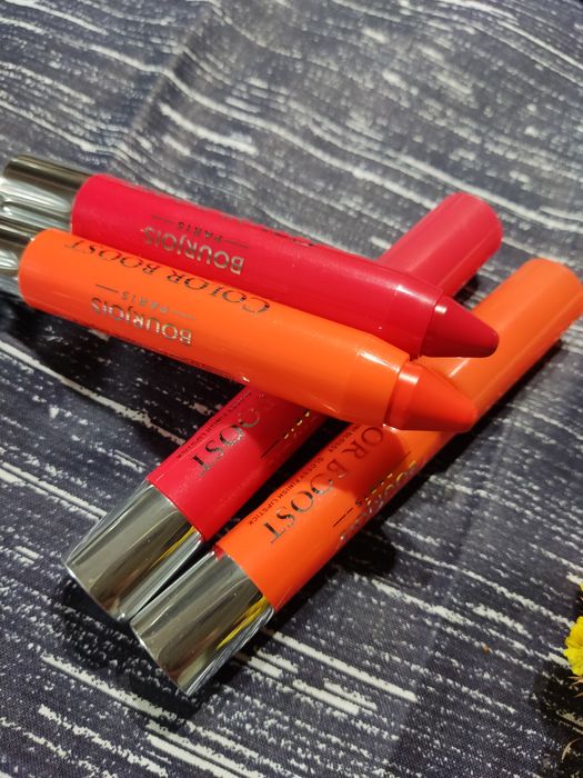 Bourjois color boost SPF15