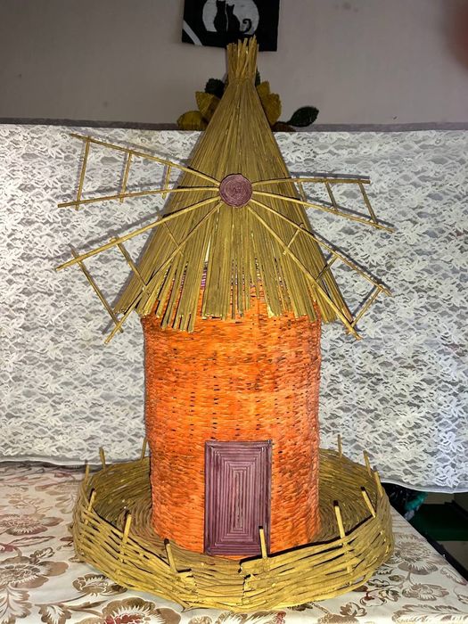 Вироби із газетних трубочок