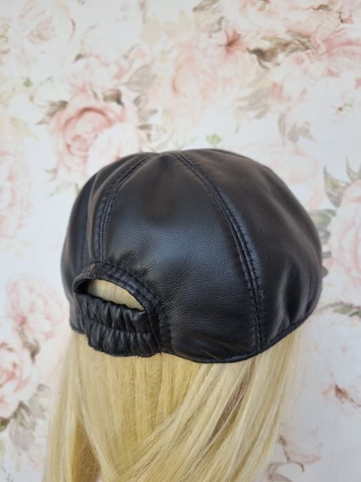 Skórzana czapka z daszkiem handmade