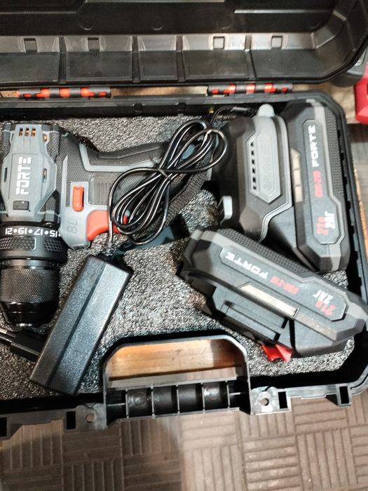 Аккумуляторный шуруповерт FORTE CDR-21B