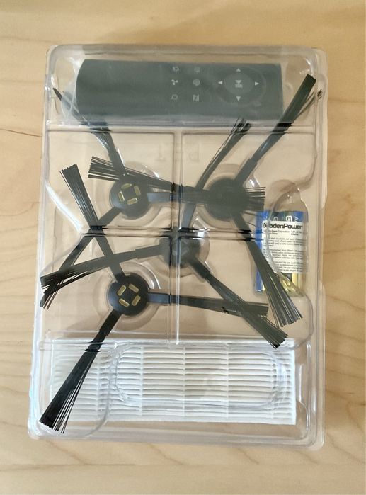 Kit do primeiro robot de aspiração do Lidl com peças de substituição