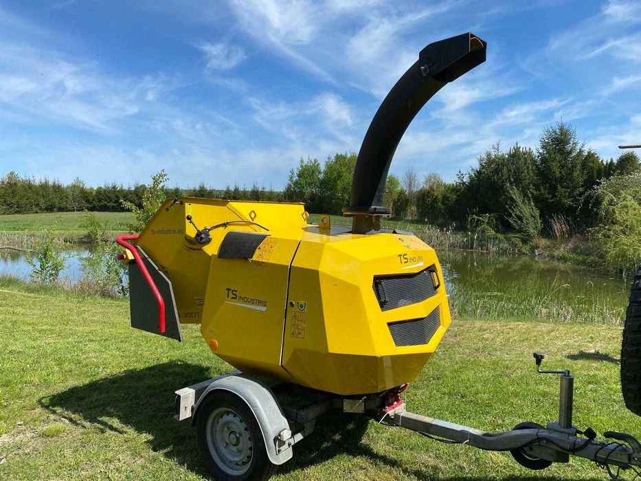 Profesjonalny rębak do gałęzi wynajem/rozdrabniacz gałęzi wywóz zrębki