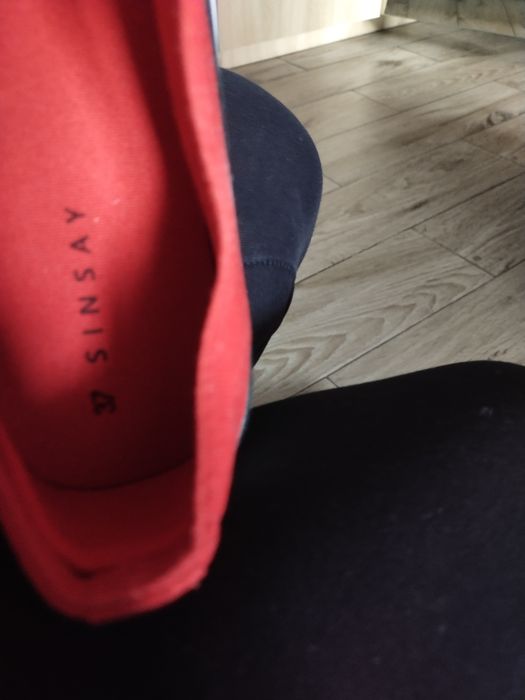 Nowe trampki Sinsay 37