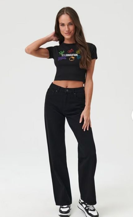 Кроп Топ чорний з принтом Sex Education , новий, з бутіка, не секонд