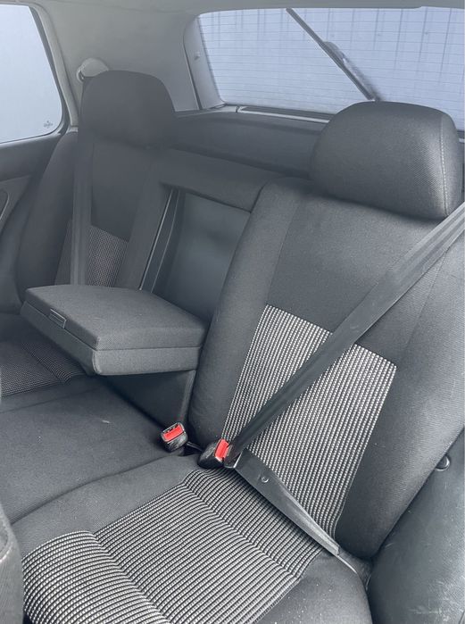 Volkswagen Golf IV 2000р 1.6mpi автомат газ/бензин