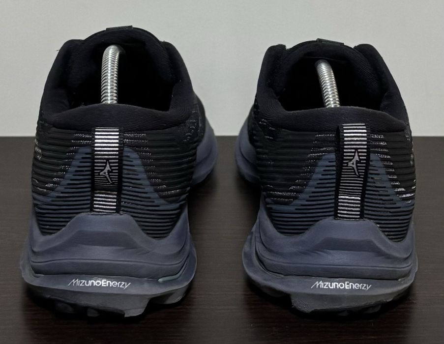 Трекінгові Mizuno Wave Rider на Gore-Tex / 28см