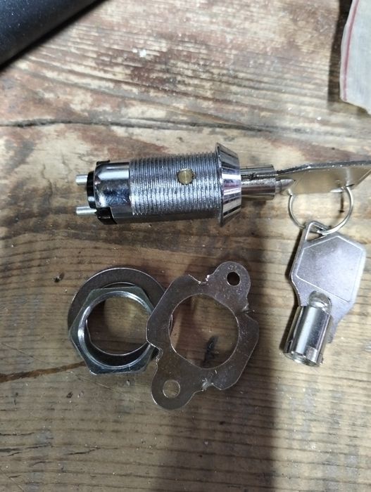 Продам замок электронный