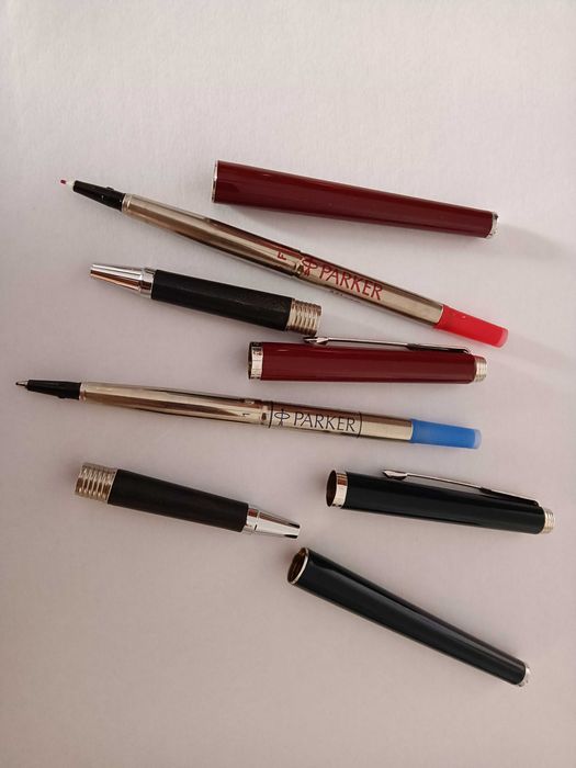 Caneta Parker modelo 180 Rollerball Azul e Vermelha