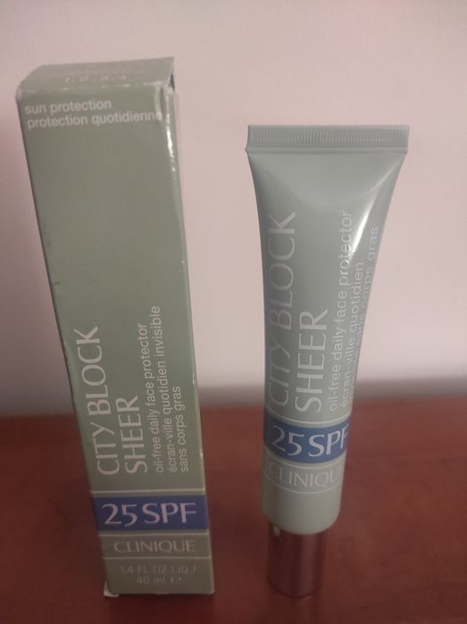 Clinique podkład i krem tonujący z spf25