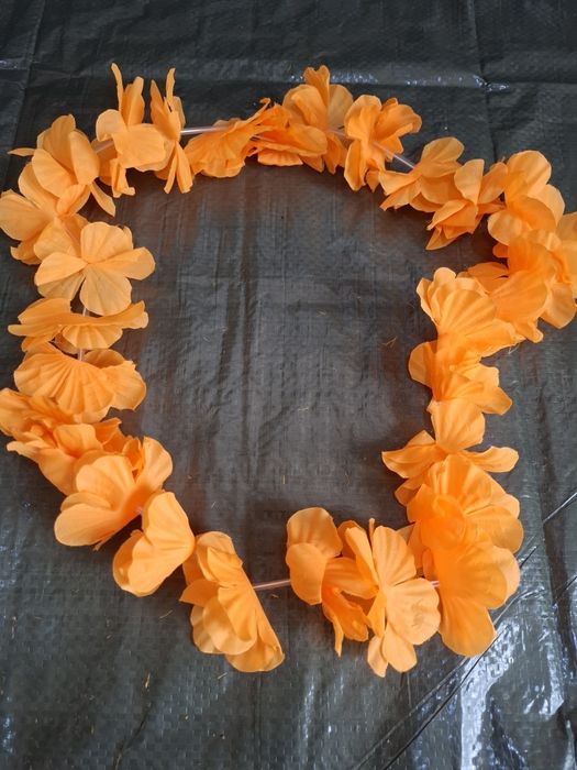 Kwiatki hawajskie na szyje- 13 sztuk