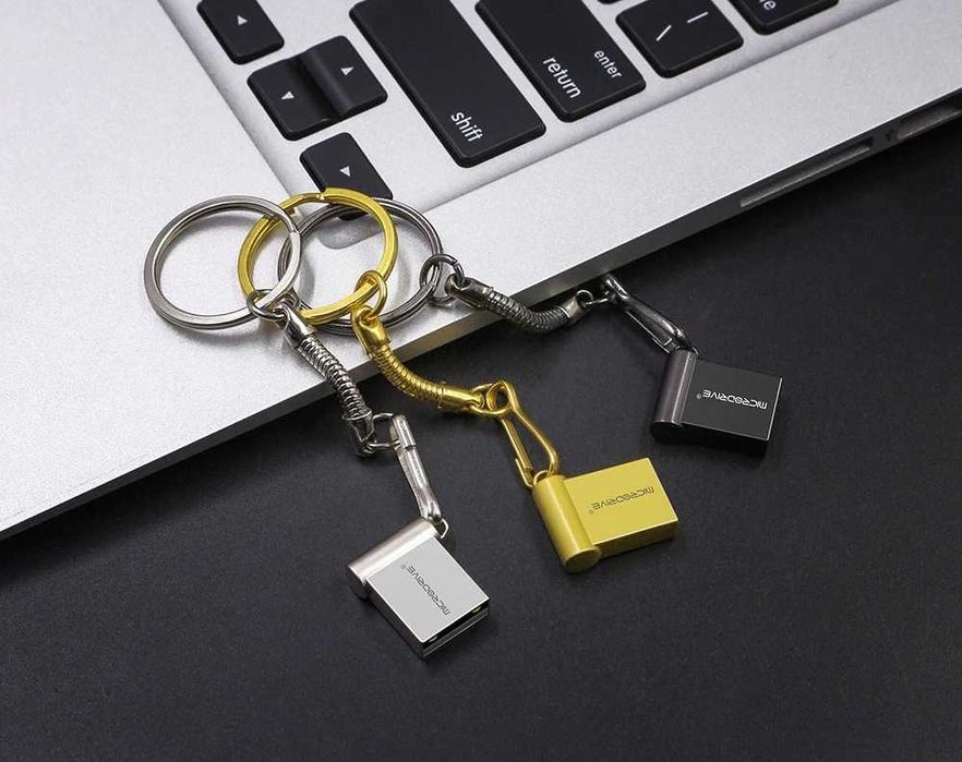 Флешка USB 32 ГБ супер мини ЮСБ в авто 32 GB металл flash в магнитолу ...