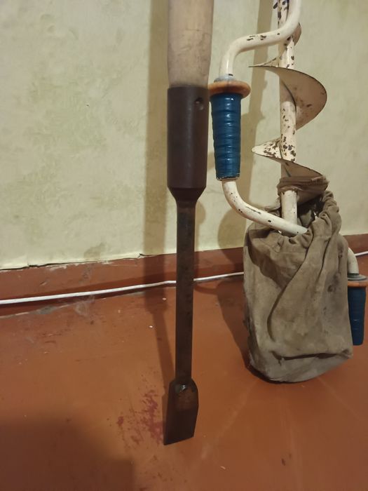 Продам рыболовные снасти и приспособления