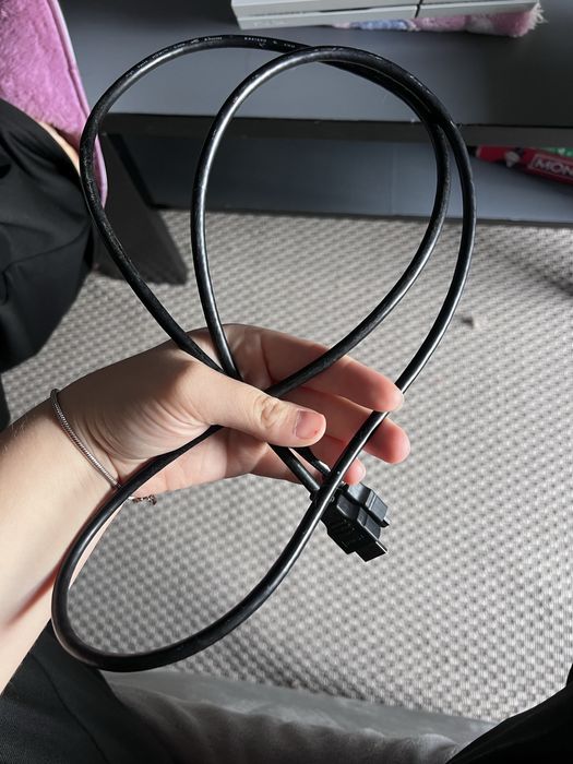 Ps4 + 2 comandos + cabo HDMI + Jogo horizon