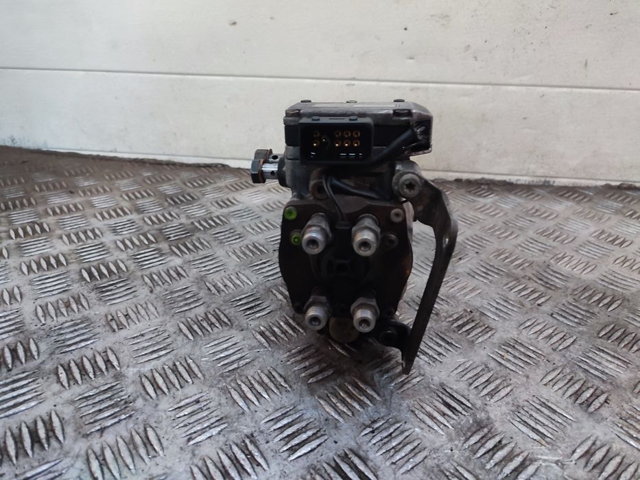 Opel Zafira A 2.0 DTL pompa wtryskowa