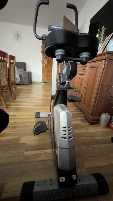 Rowerek Stacjonarny elektromagnetyczny Finnlo Varon XTR