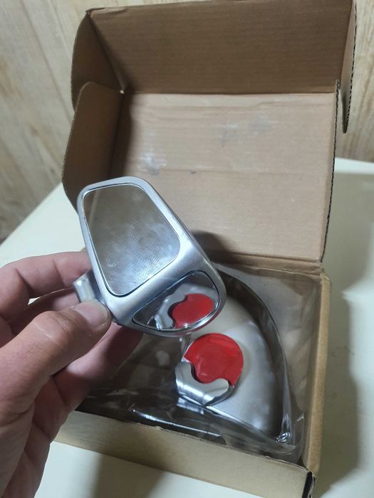 Дзеркало сліпих зон