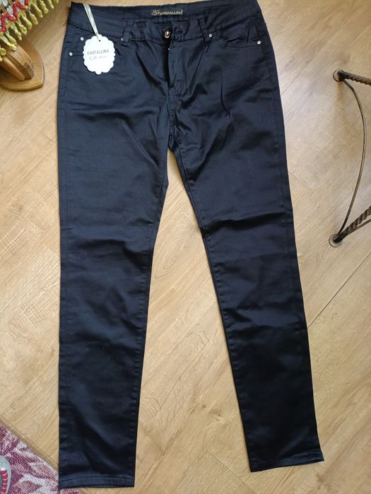 Жіночі джинси чорні