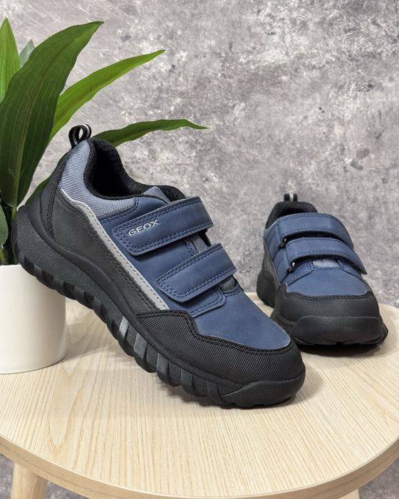 32р 39р Дитячі демісезонні черевики Geox Simbyos