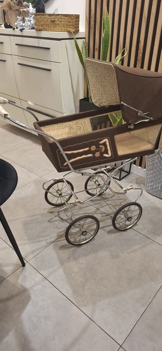 Wózek dla lalek z czasów PRLU