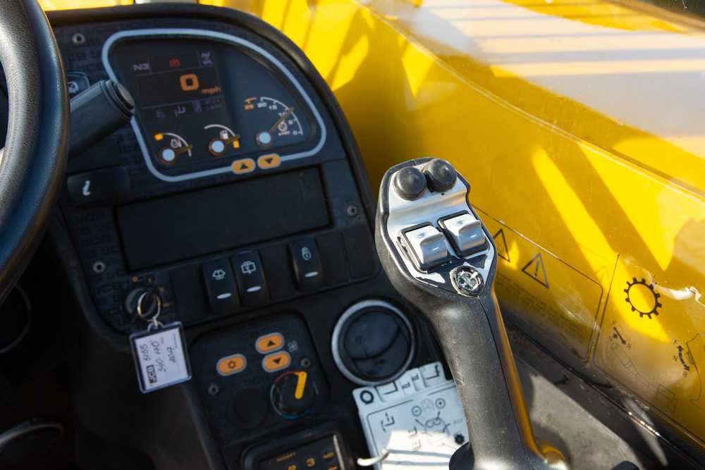 Телескопічний навантажувач JCB 540-170 2017р.