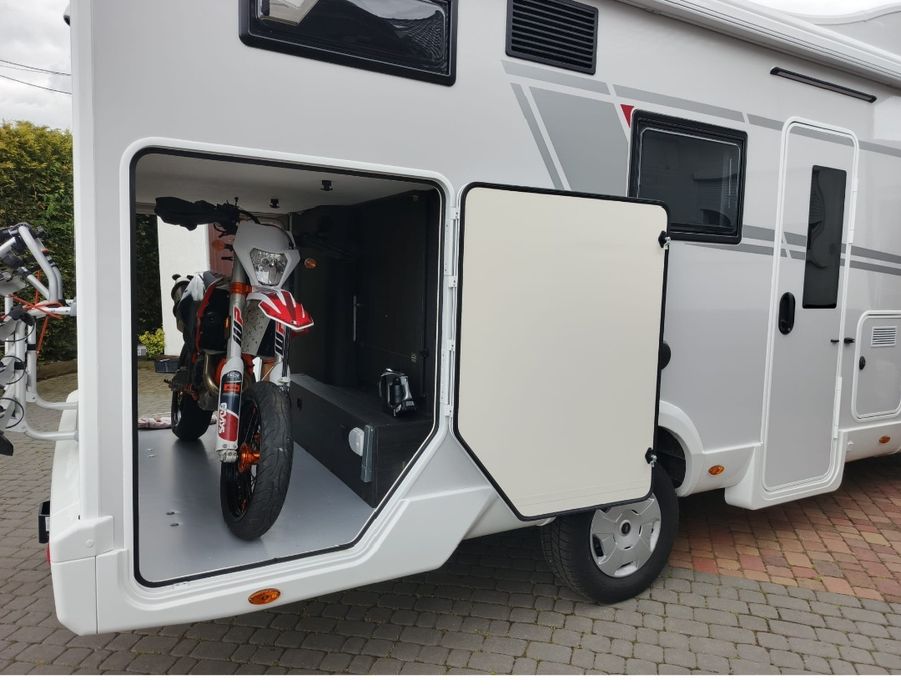 Kamper Roller Team Kronos Ford 279M