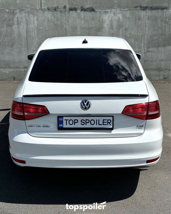 Спойлер накладка лип спойлер сабля Volkswagen Jetta 6 стиль GLI чорний