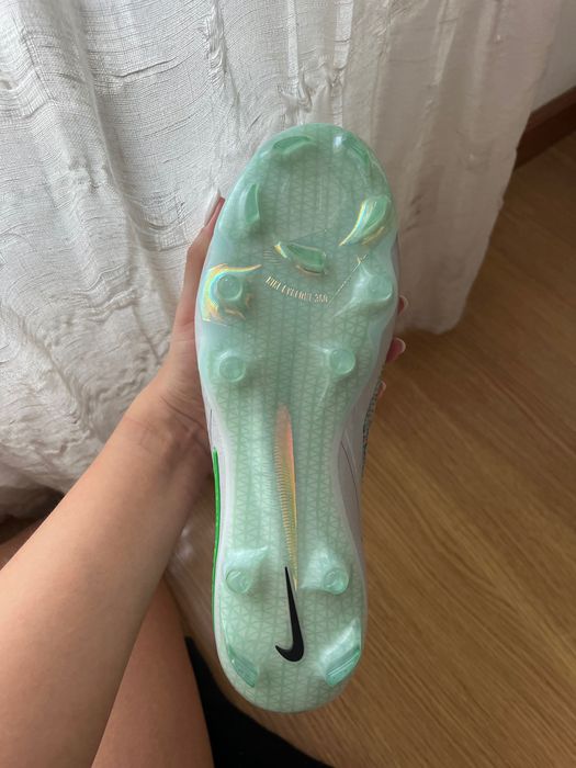 Chuteira Nike Phantom 6 low elite fg