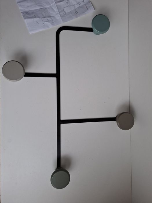 Wieszak ścienny Lewis 4 punktowy