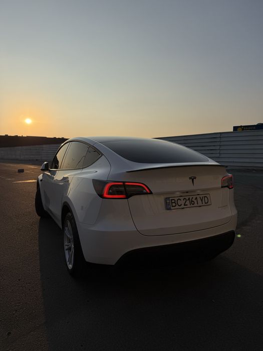 Tesla Model Y Long Range 82KWh