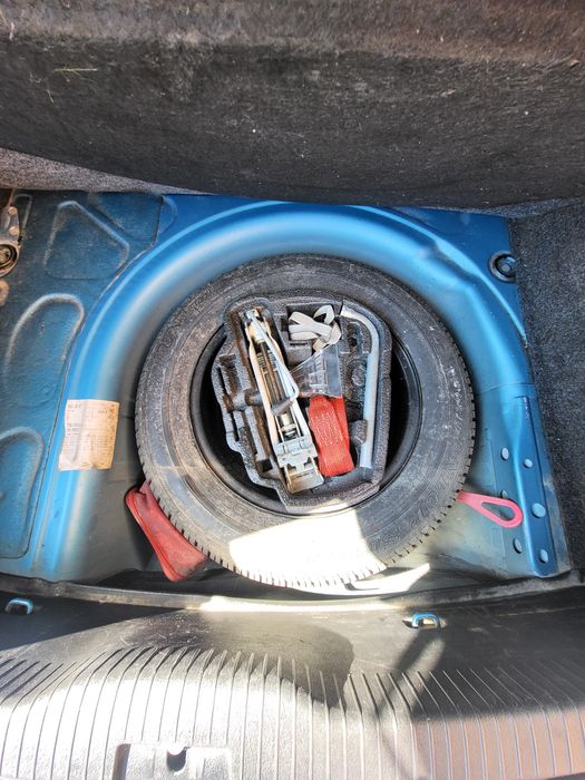 Продам Golf 4 1.4